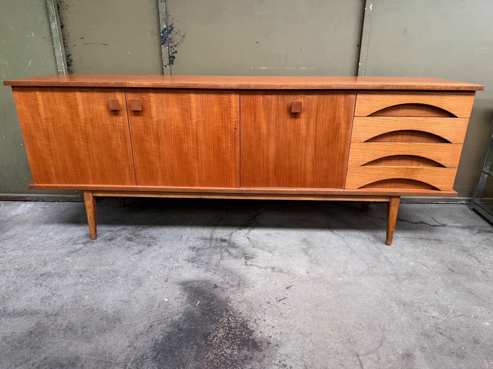 Enfilade scandinave en teck