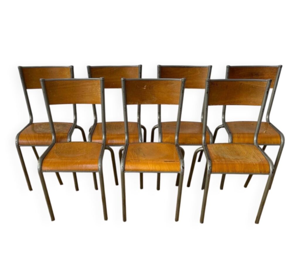 Lot 7 chaises d’école