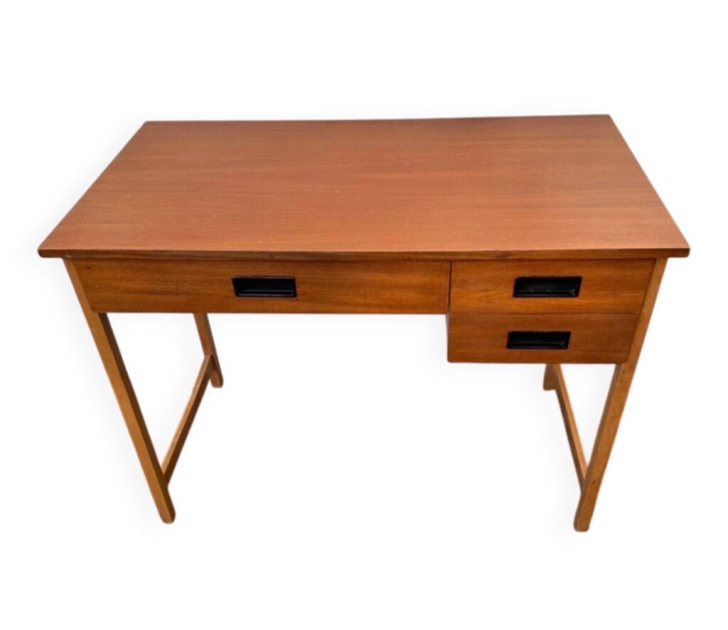Bureau scandinave en teck